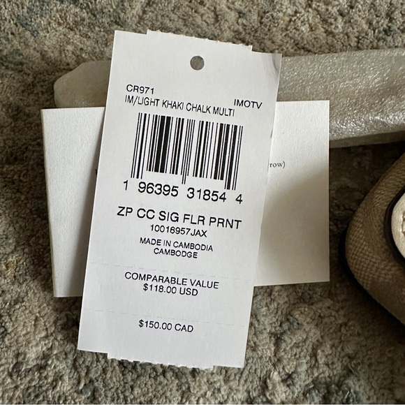 Coach Zip Card Case In Signature Canvas With Floral Print - Picture 3 of 4